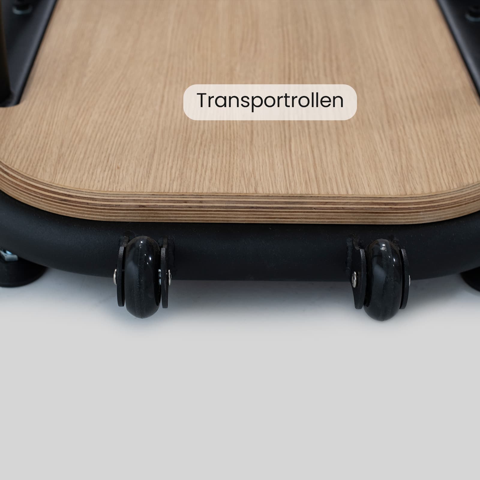 Transportrollen und Bodenplatte der BASE Trainingsstation.
