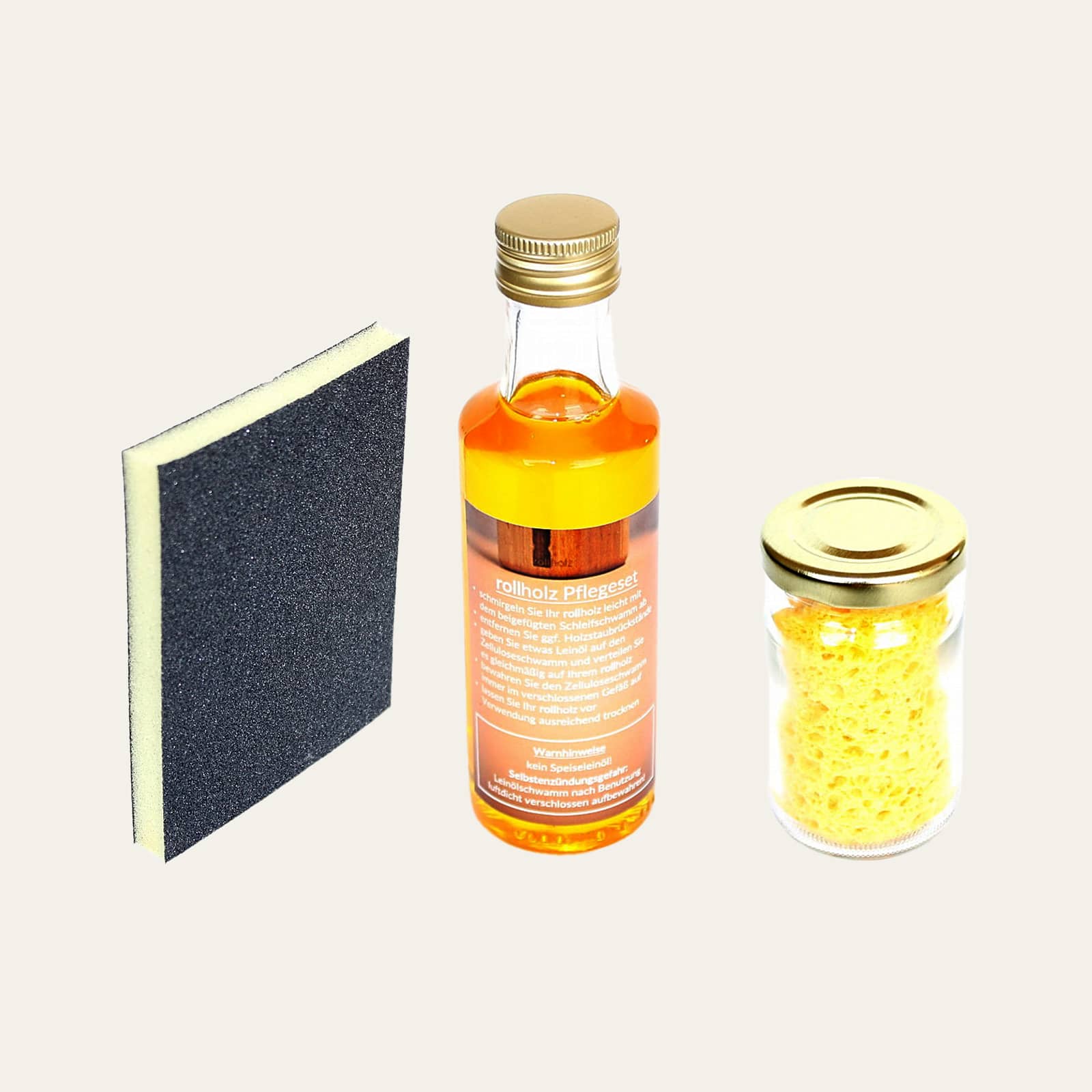Pflegeset von rollholz mit Schleifschwamm, Leinöl in Flasche und Schwamm zum Ölen in Flasche. 