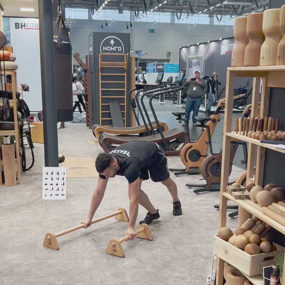 Wooden Parallettes Set – Calisthenics & Handstand at home | rollholz